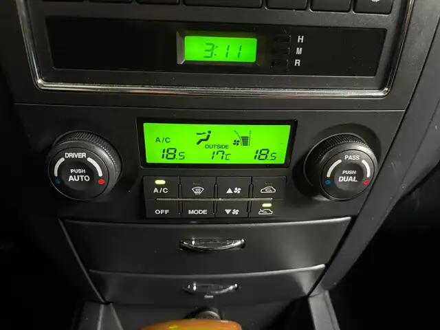 Kia Sorento view 15