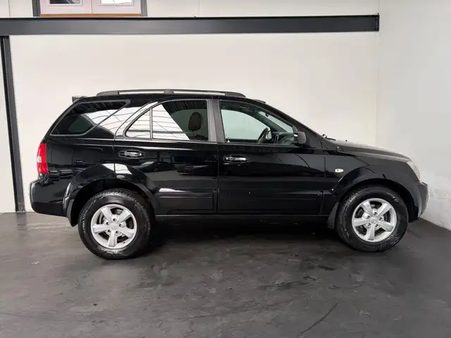 Kia Sorento view 24