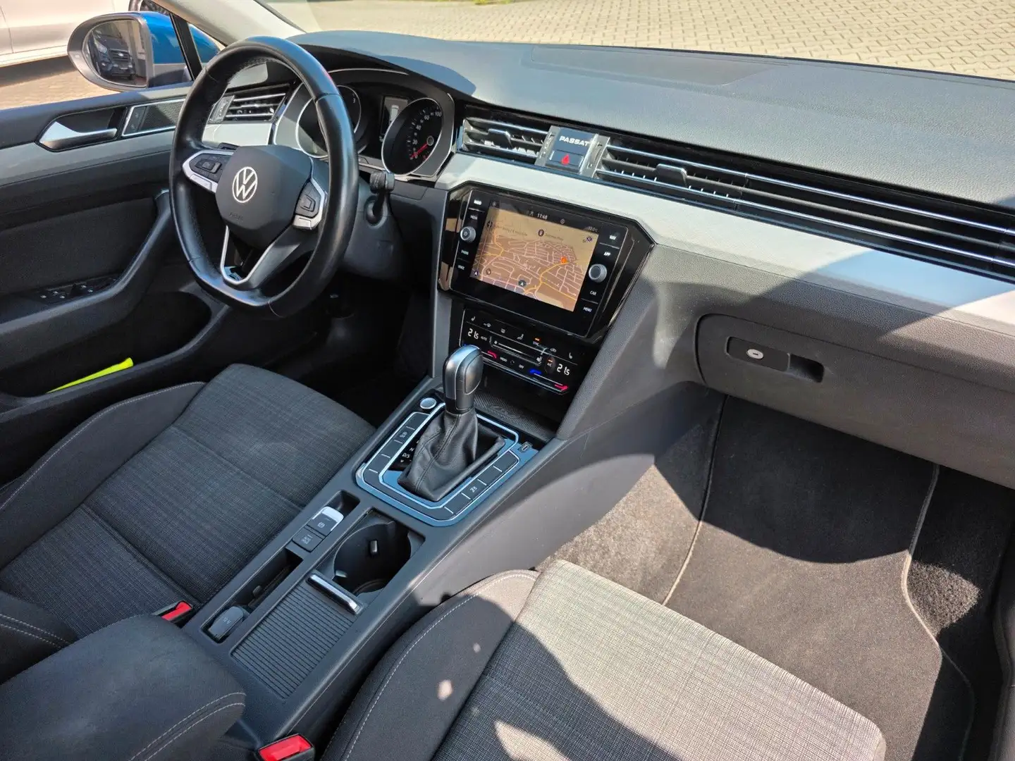 Volkswagen Passat Variant 2.0 TDI Business Navi/ACC/DSG Bleu - 2