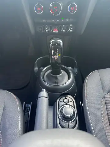 Mini Cooper Cooper view 14