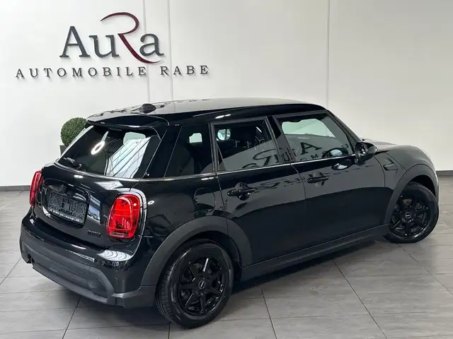 Mini Cooper Cooper view 5