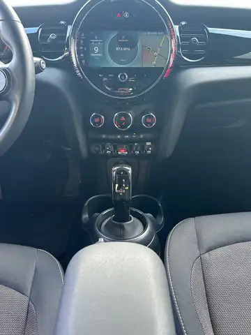 Mini Cooper Cooper view 13