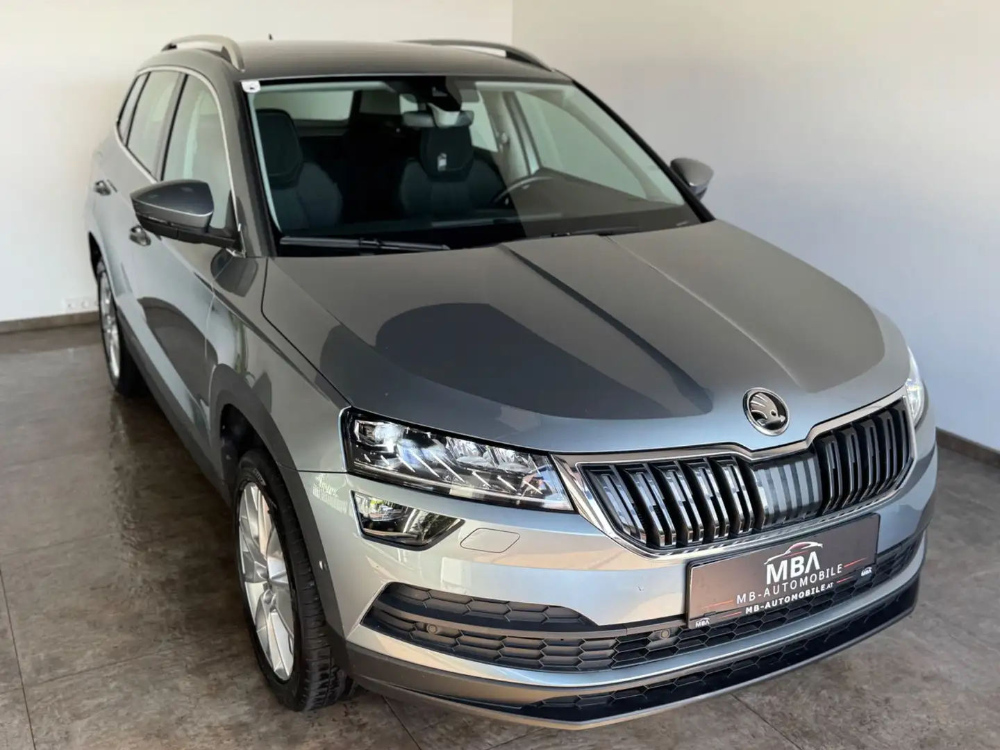 Skoda Karoq 1.5 TSI ACT Style DSG | 1.Besitz | AHK | mtl. ab Grau - 2