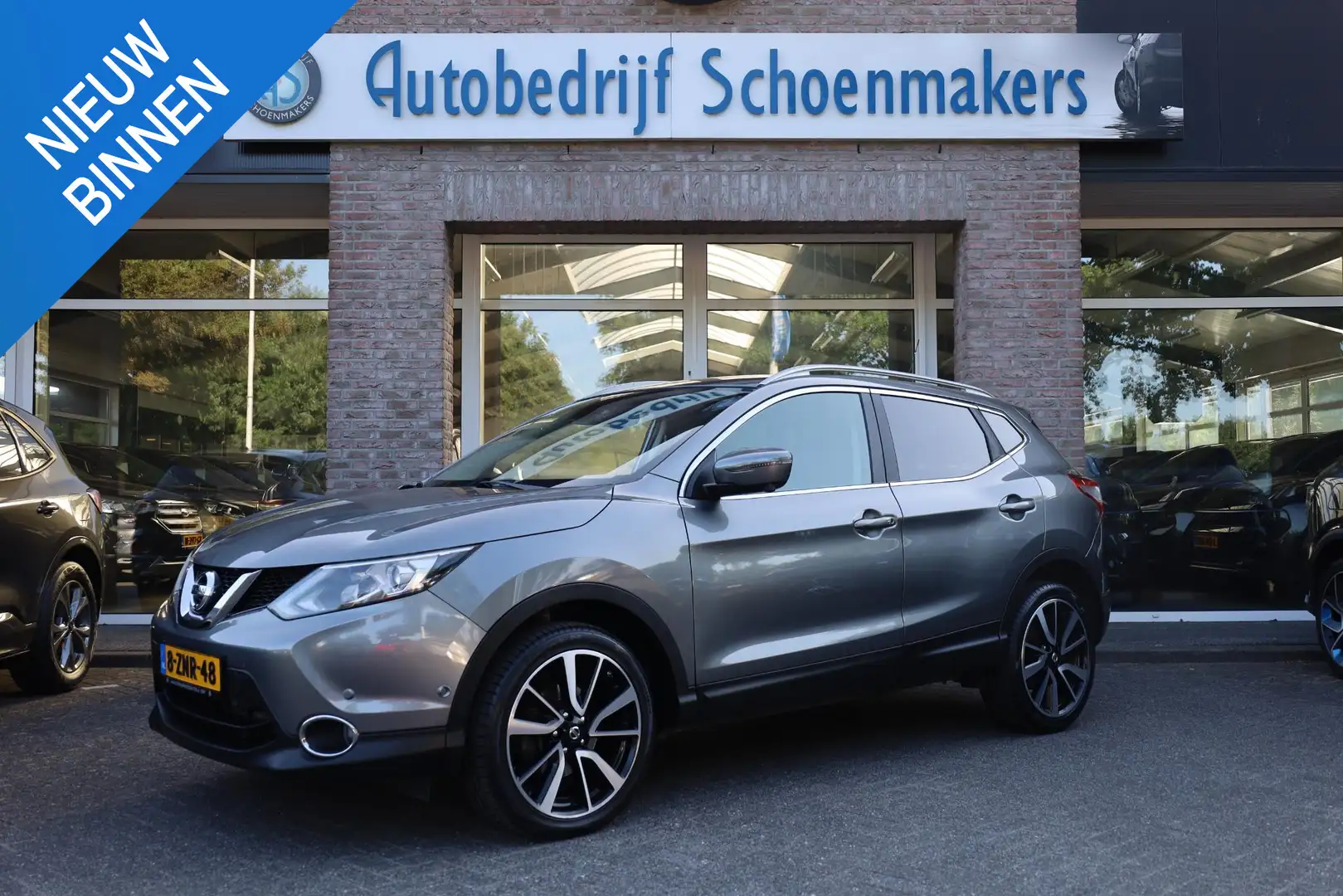 Nissan Qashqai 1.2 Tekna 360-CAMERA LEER RUIT+STUURVERW. 19"LMV D Grijs - 1