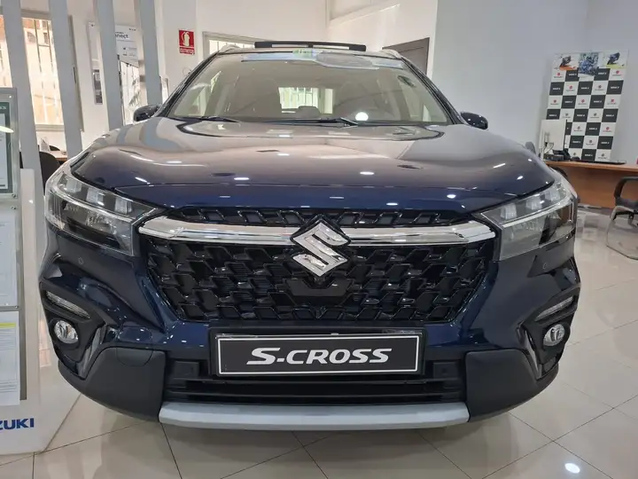 Suzuki S-Cross 2023, foto 2