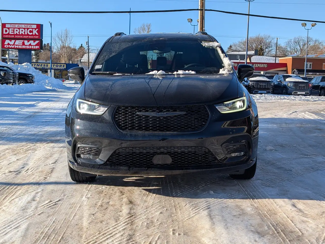 Chrysler Pacifica снимка Chrysler Pacifica