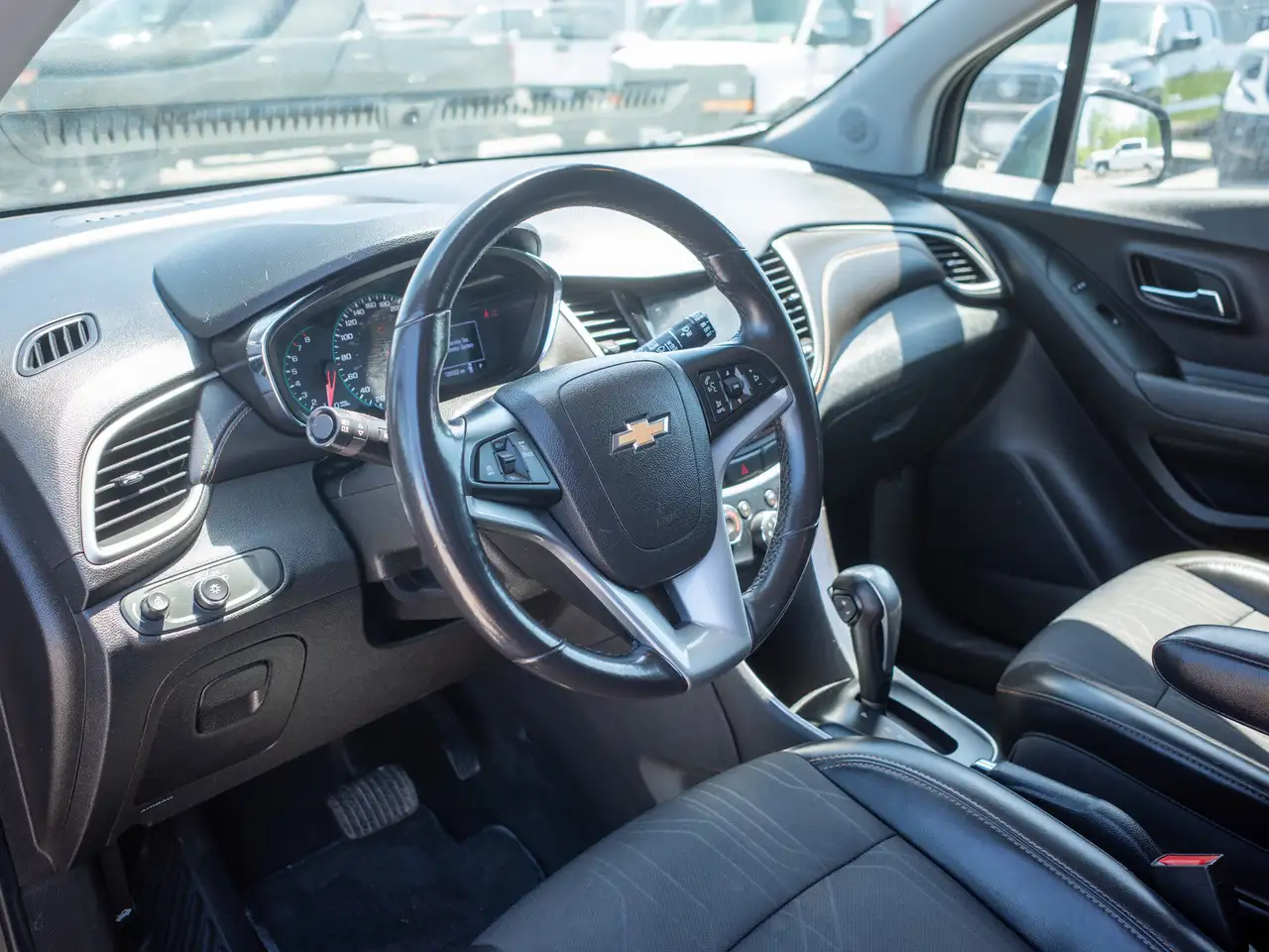 Chevrolet Trax снимка Chevrolet Trax