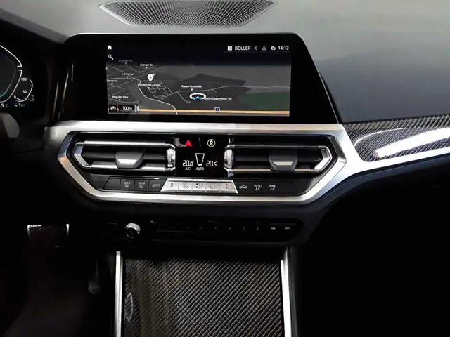 BMW 3 Series view 6
