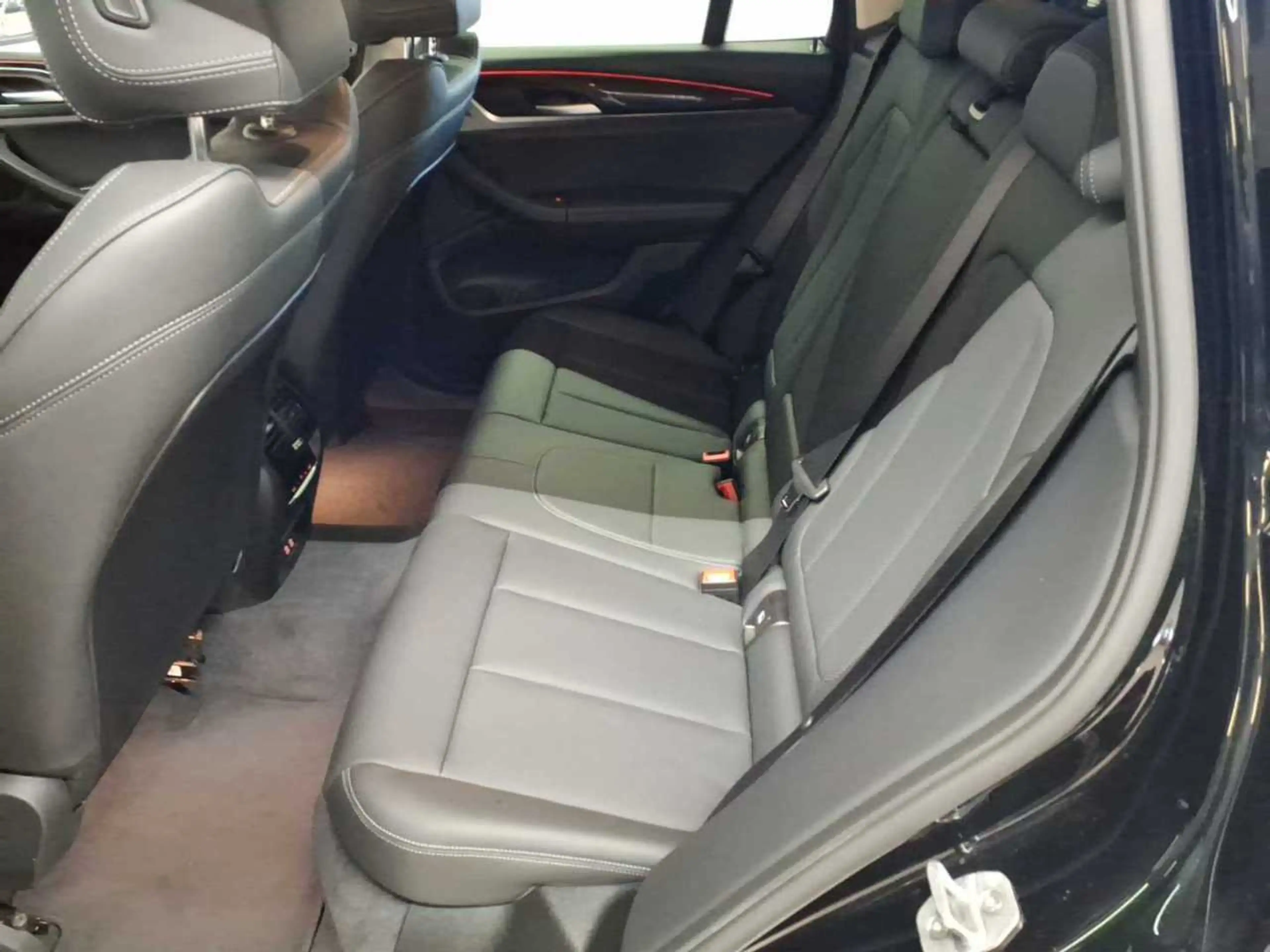 BMW X3 xDrive20d Aut. — photo 13