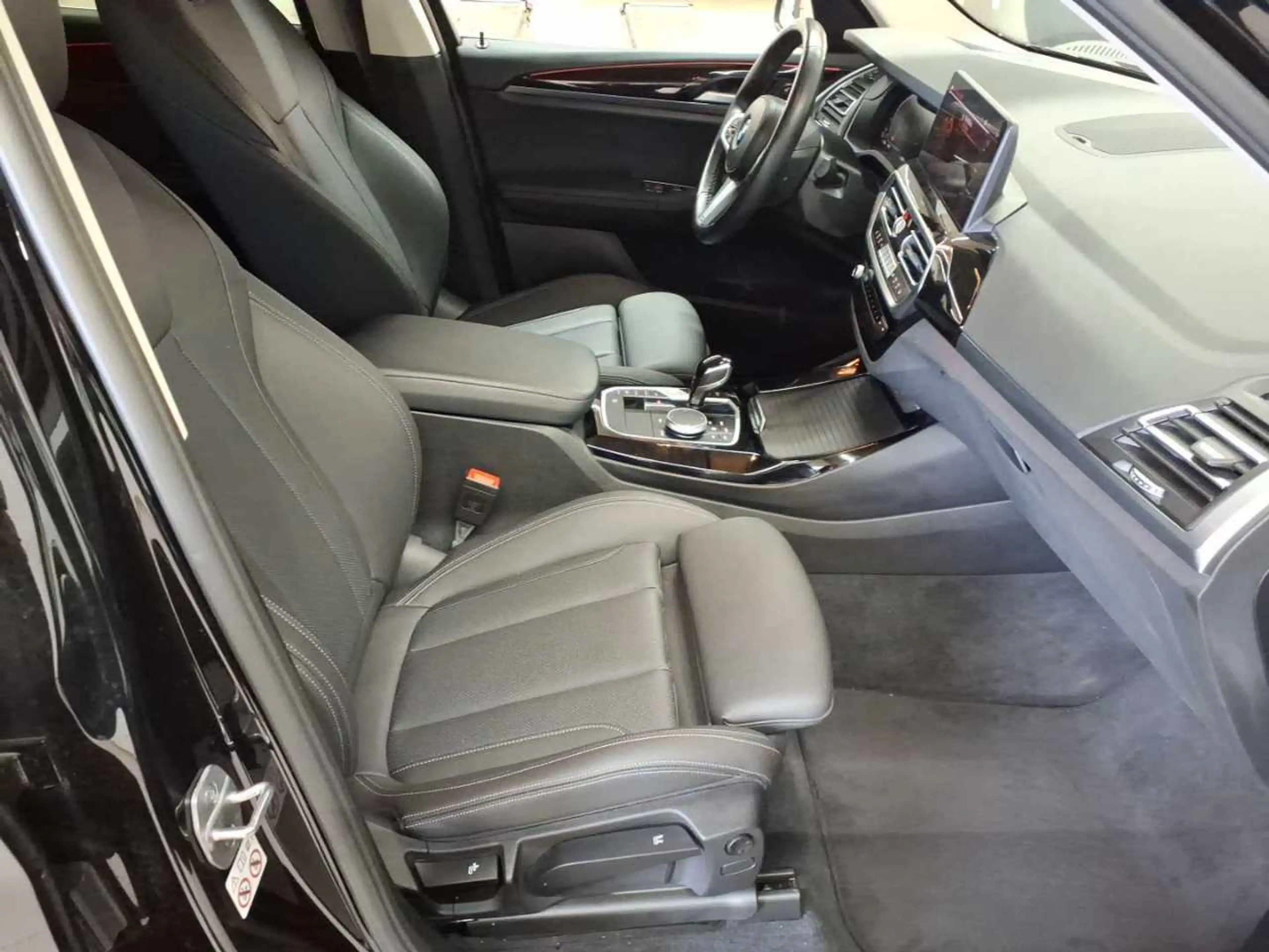 BMW X3 xDrive20d Aut. — photo 8