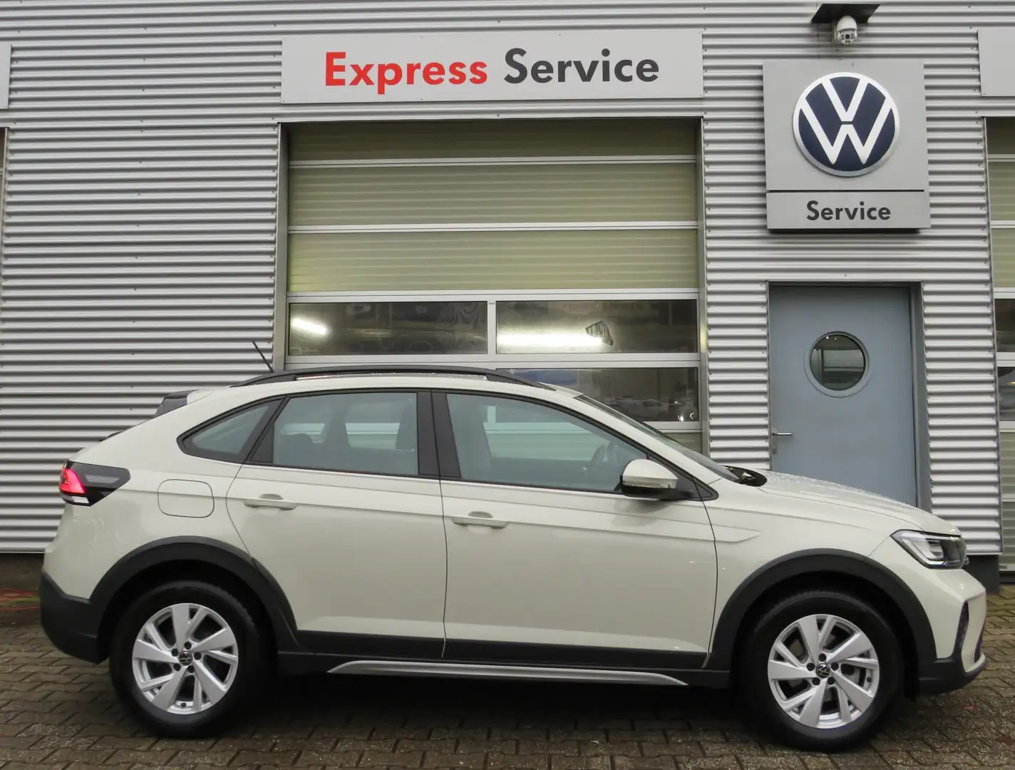 Volkswagen Taigo 1.0 TSI Life /Navi/LED/DAB+/Digital Cockpit/ Grau - 1