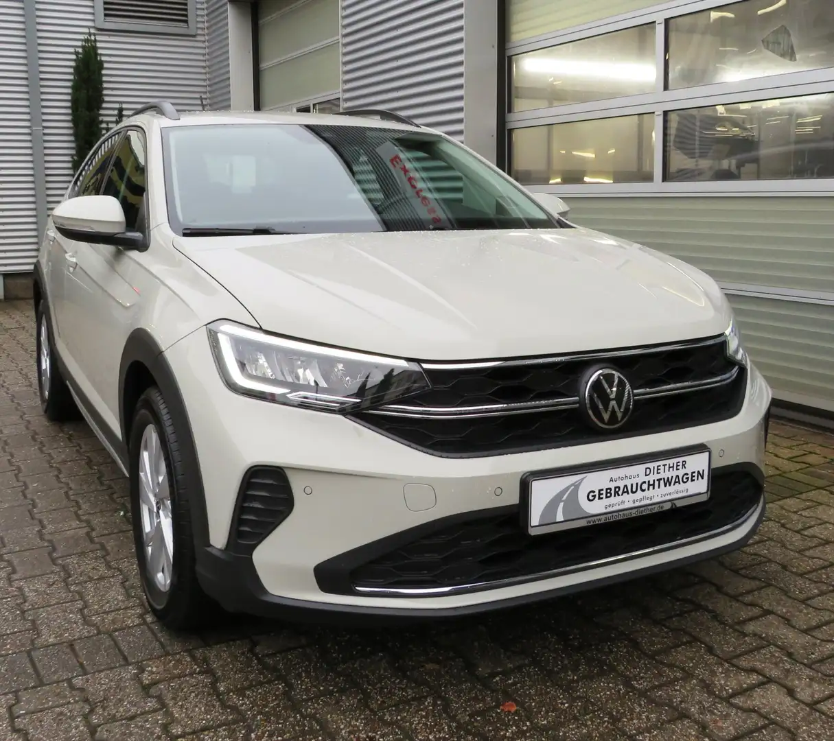 Volkswagen Taigo 1.0 TSI Life /Navi/LED/DAB+/Digital Cockpit/ Grau - 2