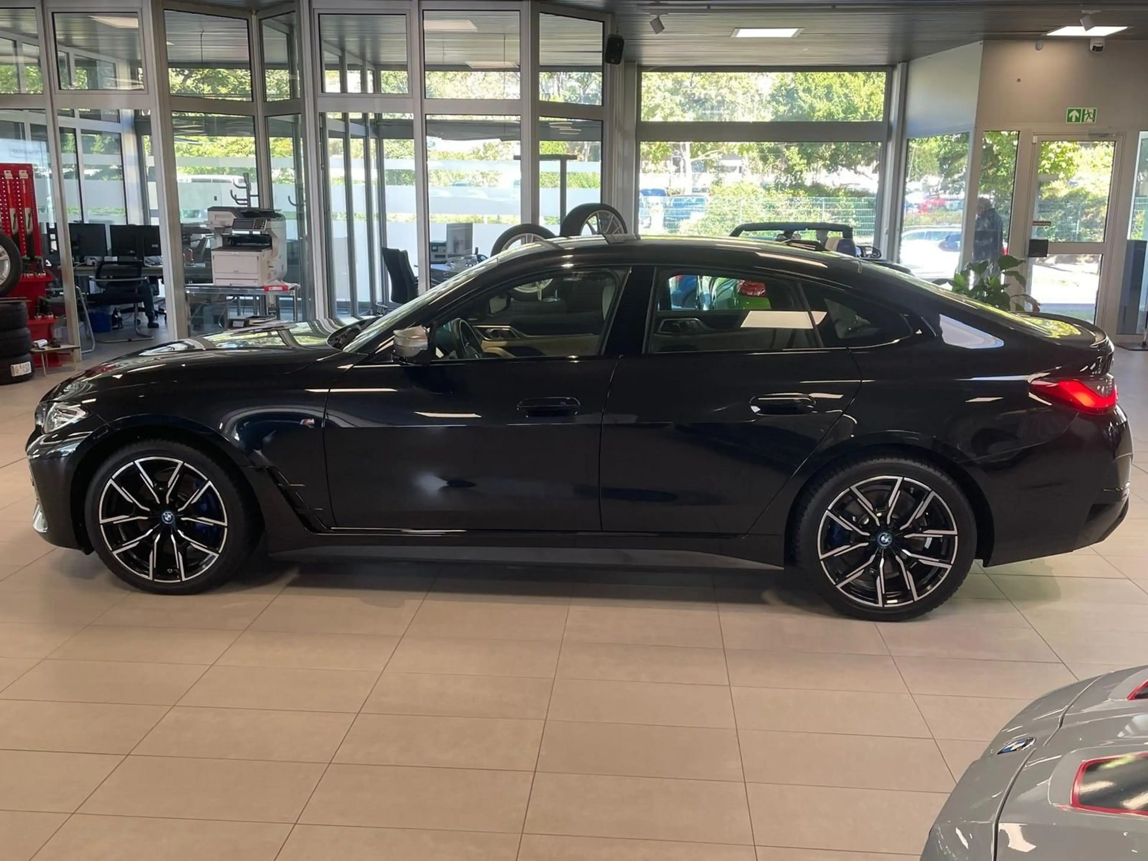 BMW i4 M50 xDrive H&K LED 360°Kamera — photo 2