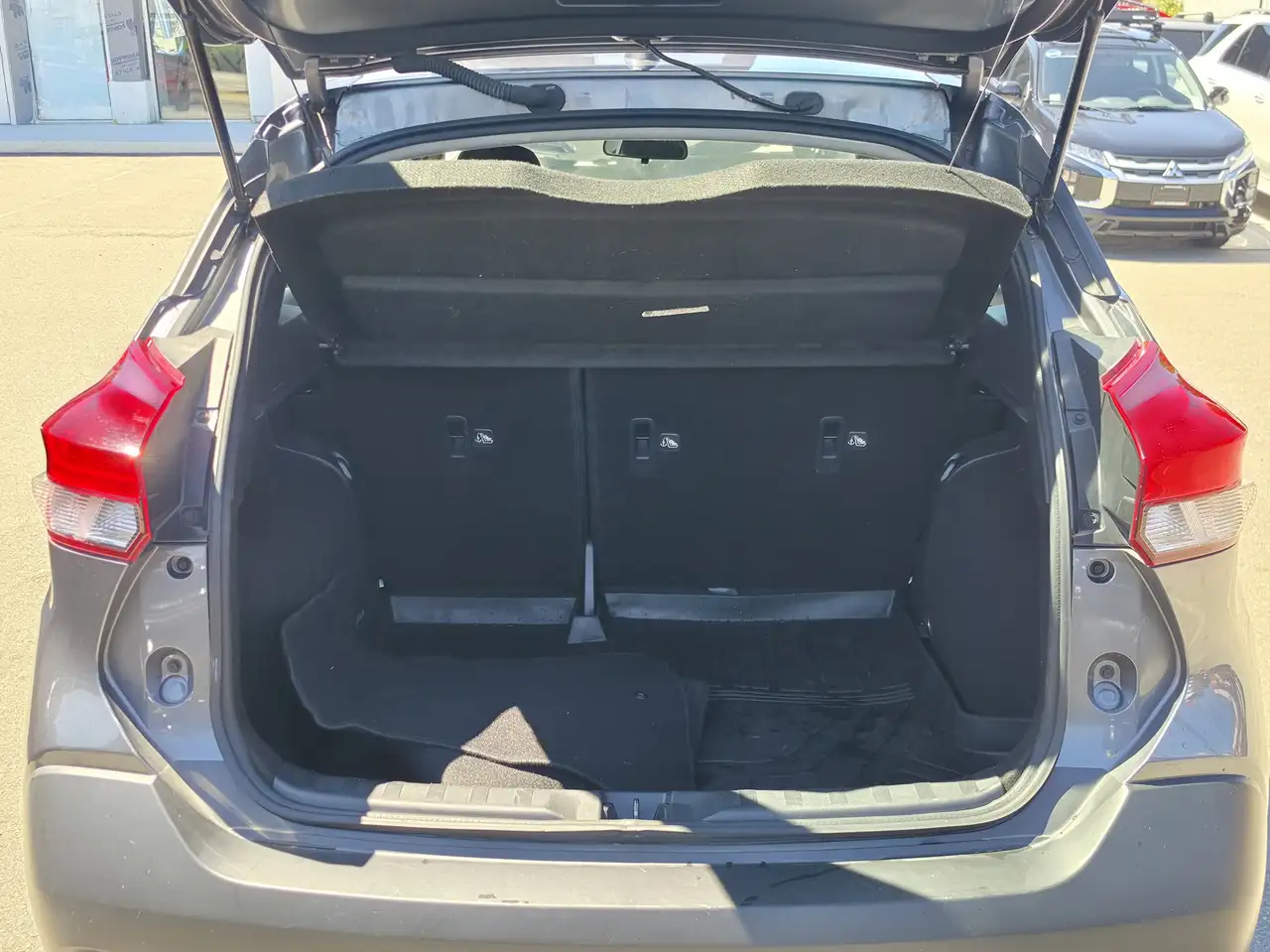 Nissan Kicks снимка Nissan Kicks