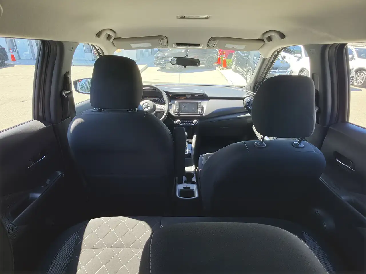 Nissan Kicks снимка Nissan Kicks