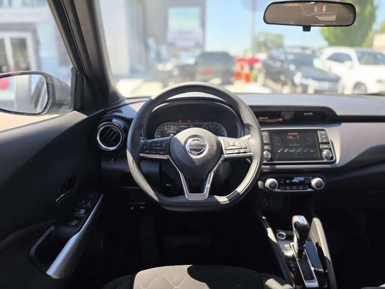 Nissan Kicks снимка Nissan Kicks