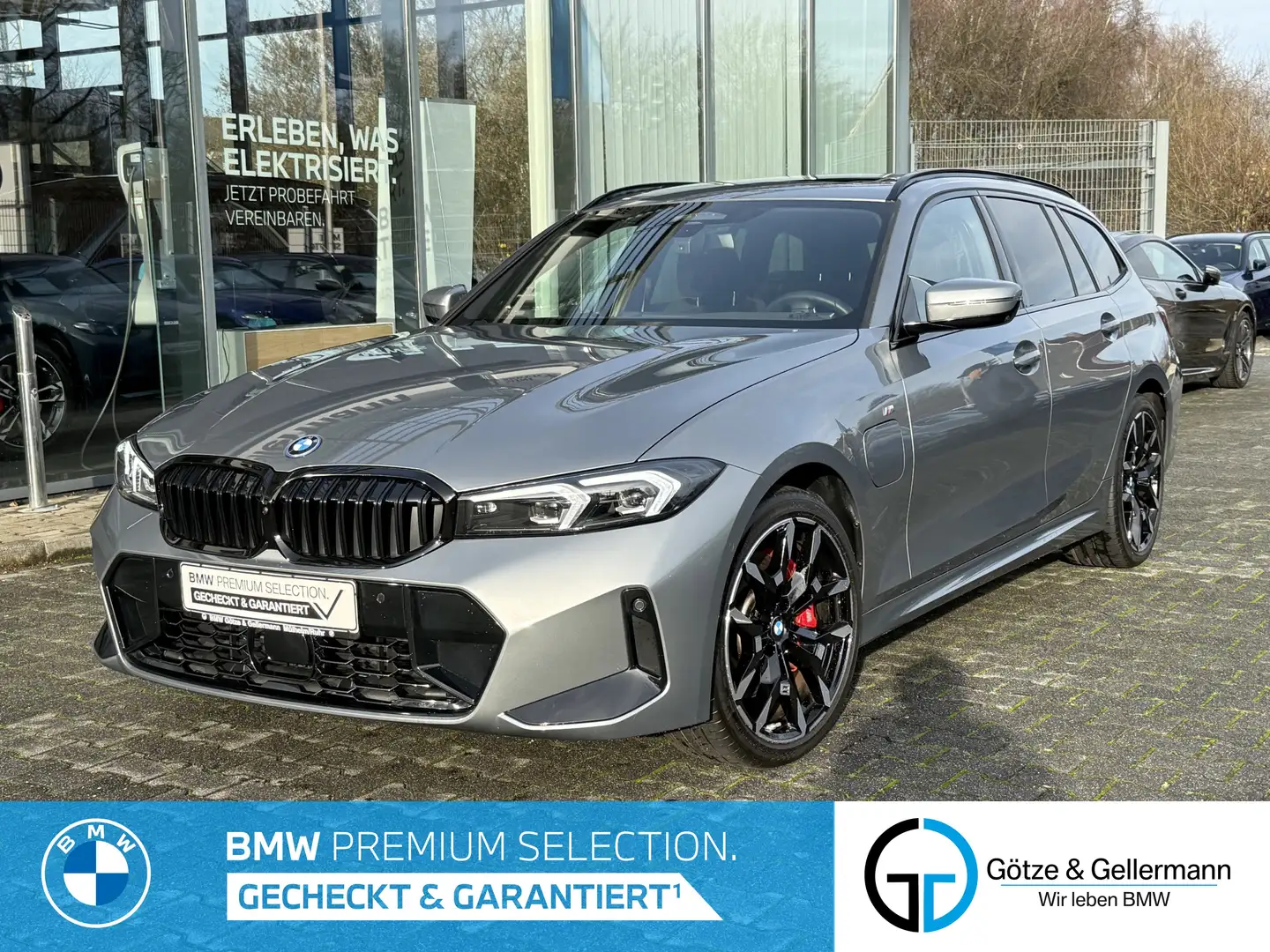 BMW 330 e Touring M Sport PRO //Pano AHK FACELIFT Grau - 1