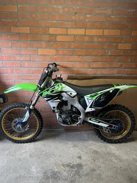 Kawasaki KX 250 - foto 3