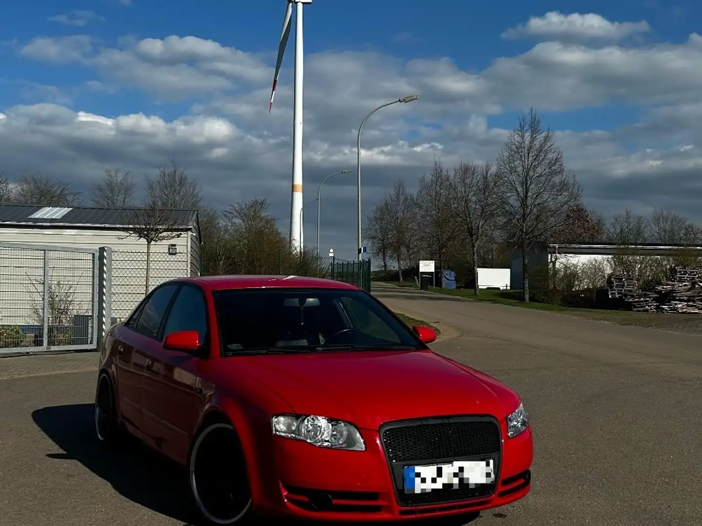 Audi A4 2.0 T FSI S-Line - 1
