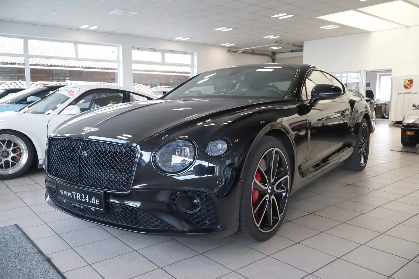 Bentley Continental GT V8 Mulliner/NAIM/ACC/Blackline Černá - 2
