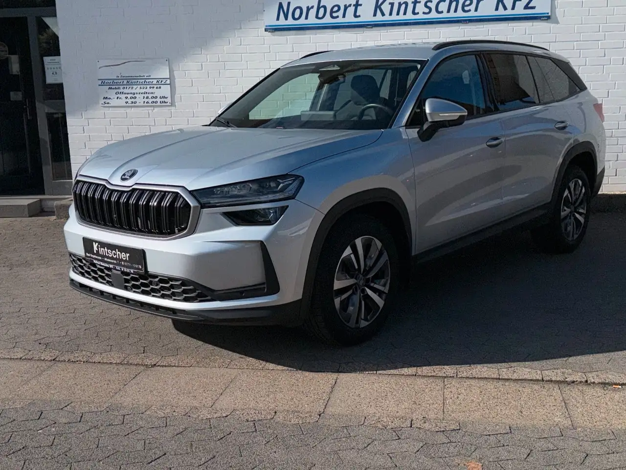 Skoda Kodiaq 2.0 TDI 4x4 STHZ AHK ACC Kamera Memory — photo 1 of 15
