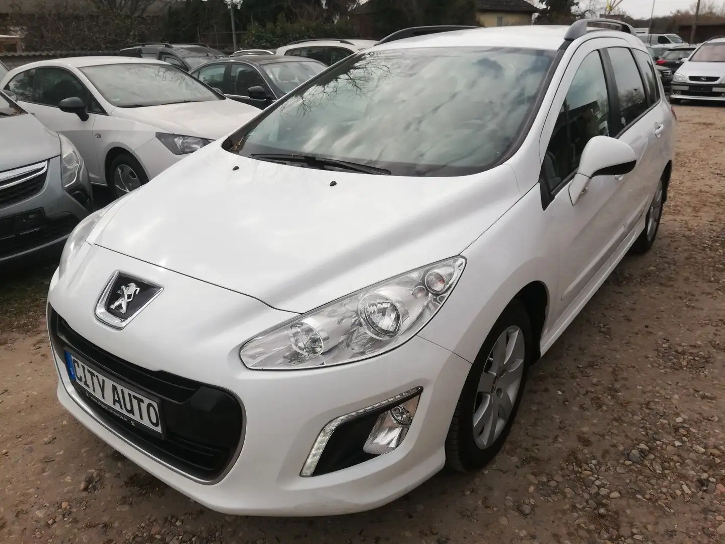 Peugeot 308 SW Active Weiß - 1