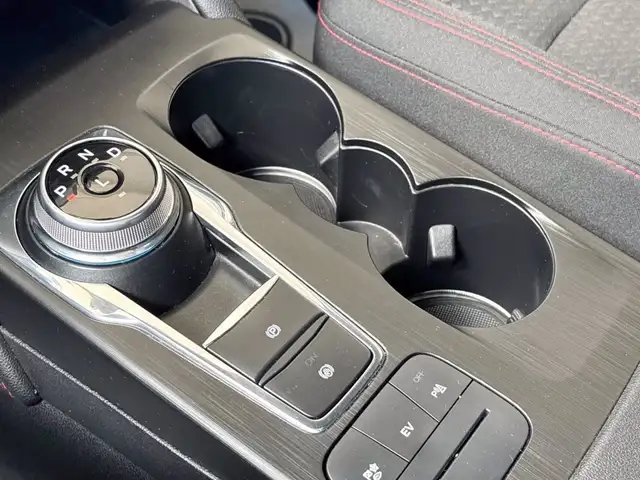 Ford Kuga view 25
