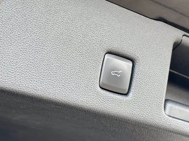 Ford Kuga view 11