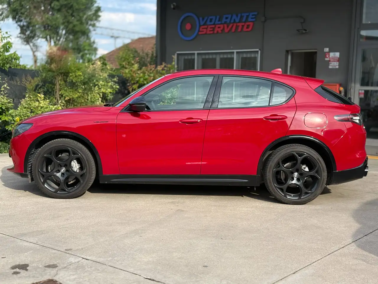 Alfa Romeo Stelvio 2023