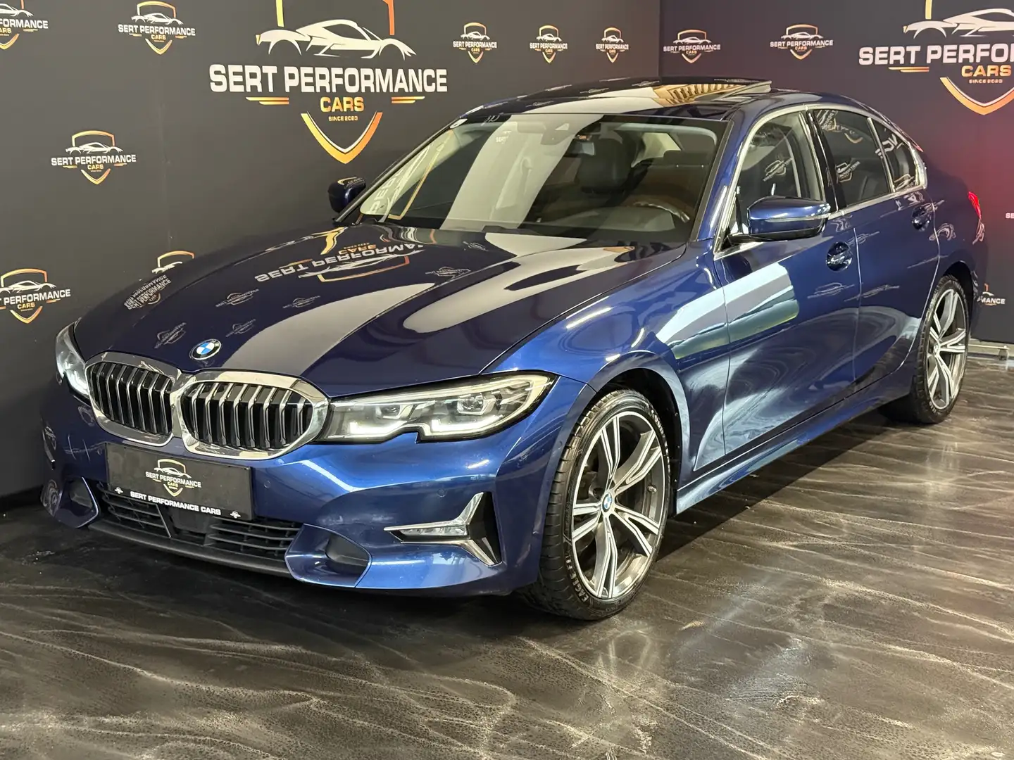 BMW 320 320 d xDrive Luxury Line Blau - 1