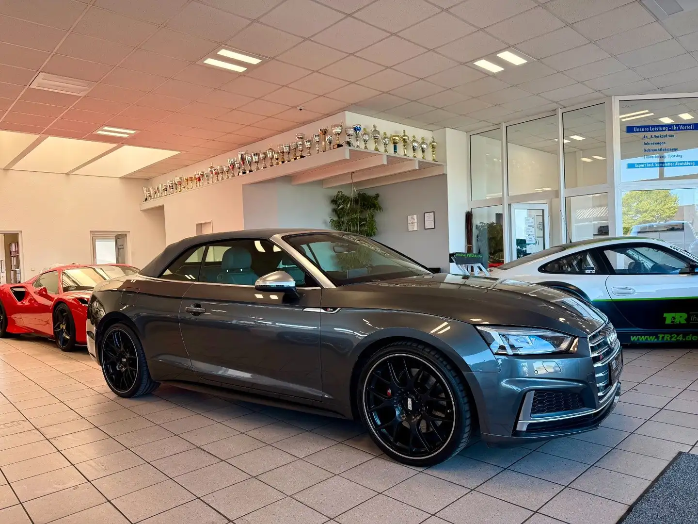 Audi S5 Cabrio 3.0 TFSI quattro Grau - 2