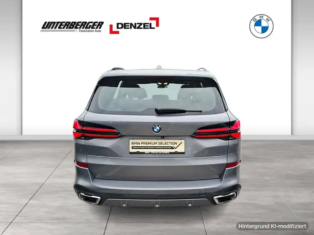BMW X5 view 5