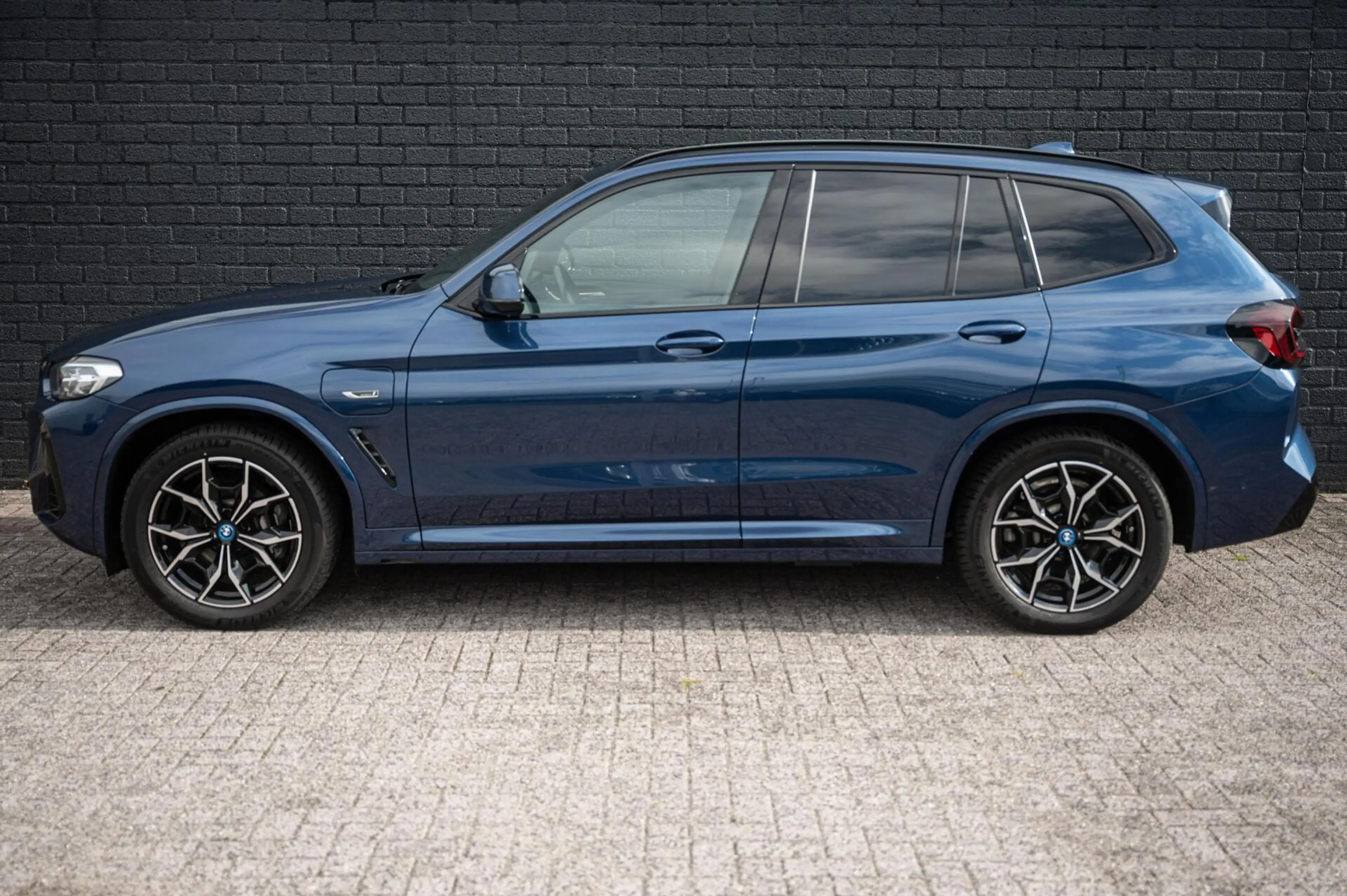 BMW X3 xDrive30e M-SPORT PANO TREKHAAK CAMERA LEDER — photo 30
