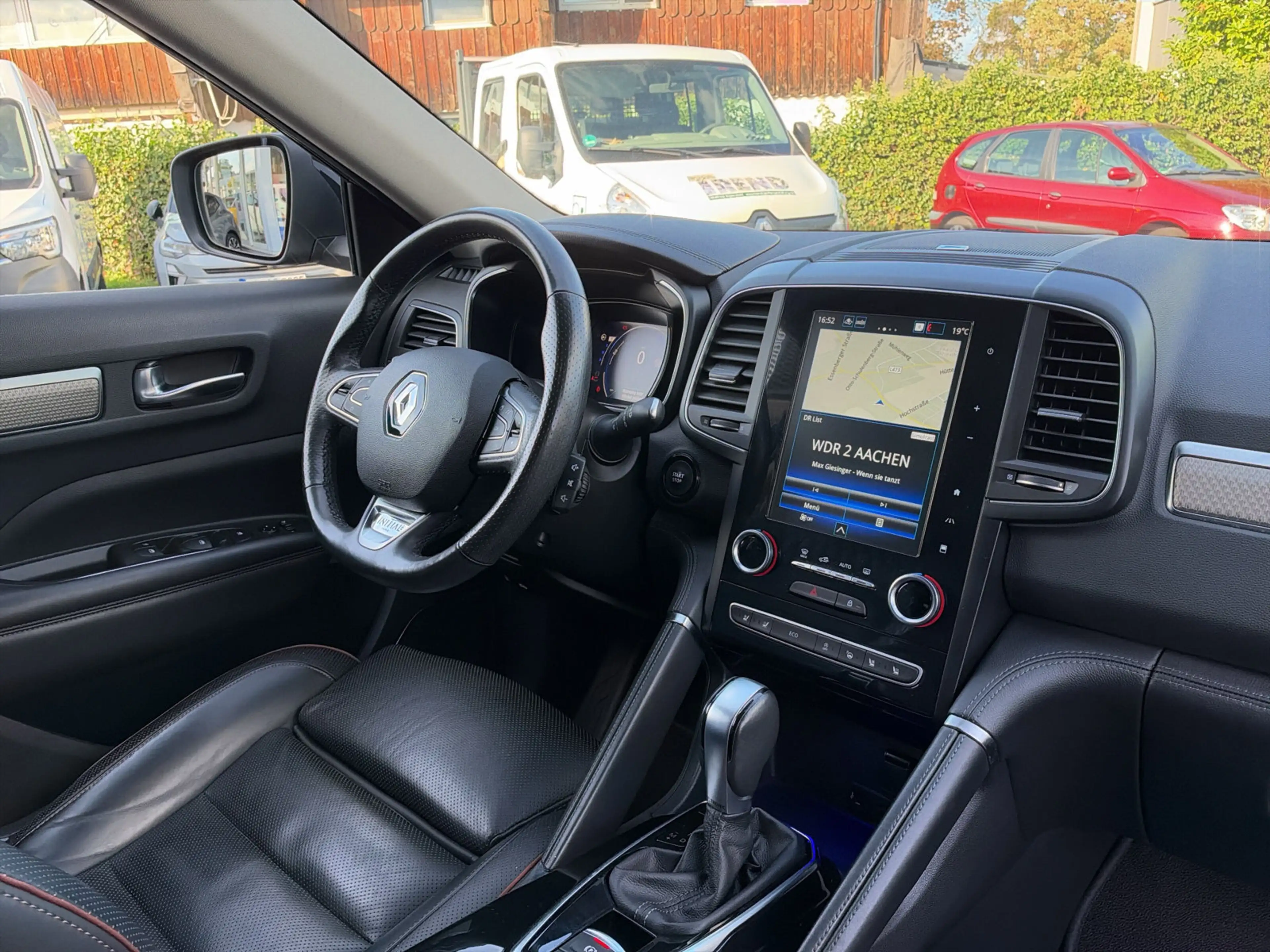 Renault Koleos INITIALE PARIS BLUE dCi 190 4WD Massage — photo 9