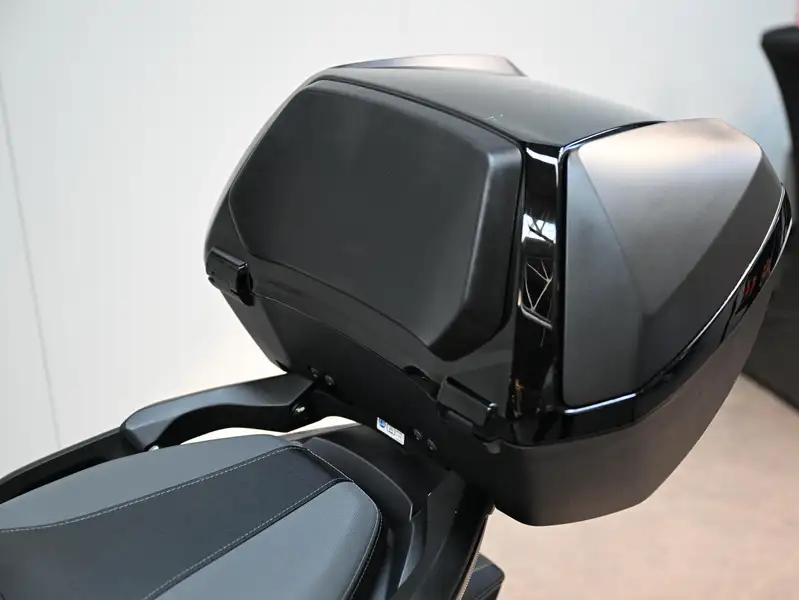 Honda Forza 125 - foto 7