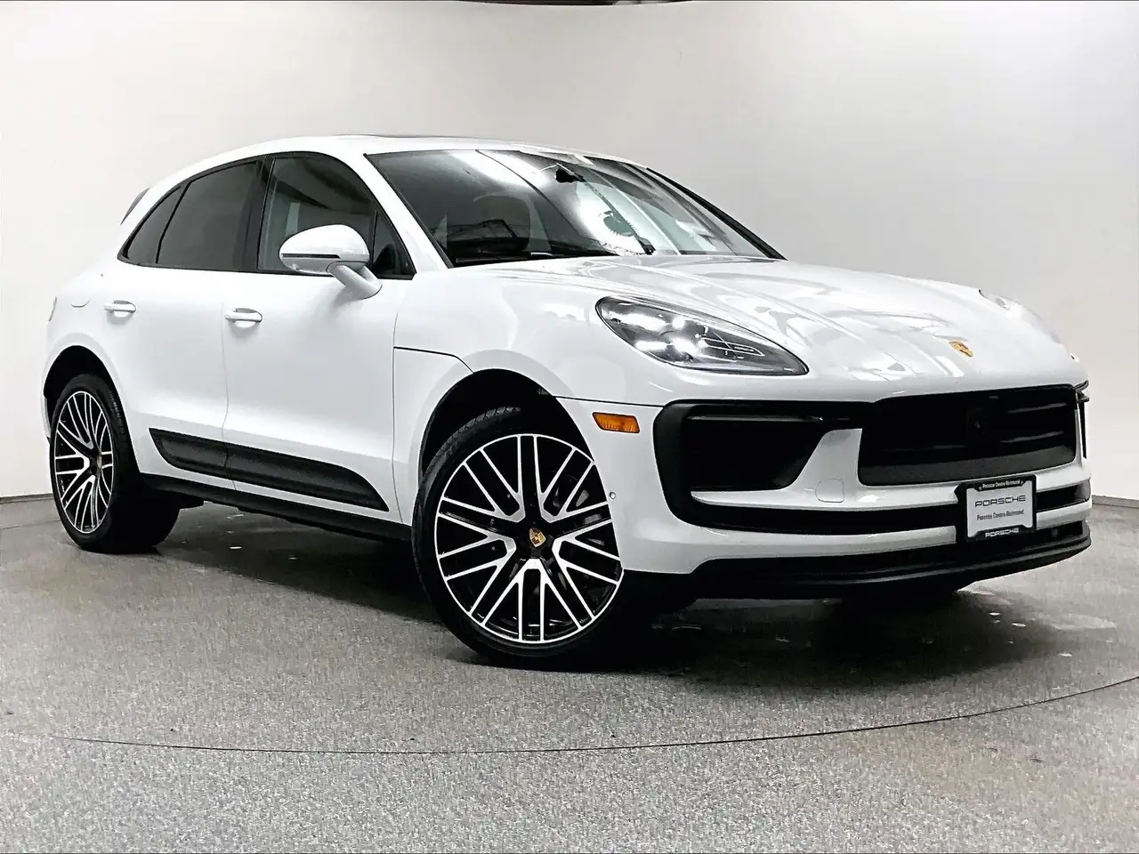 Porsche Macan снимка Porsche Macan