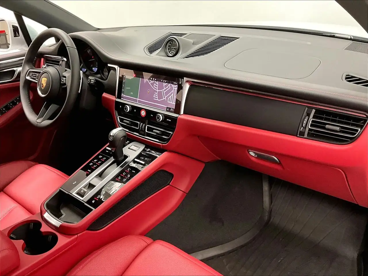Porsche Macan снимка Porsche Macan
