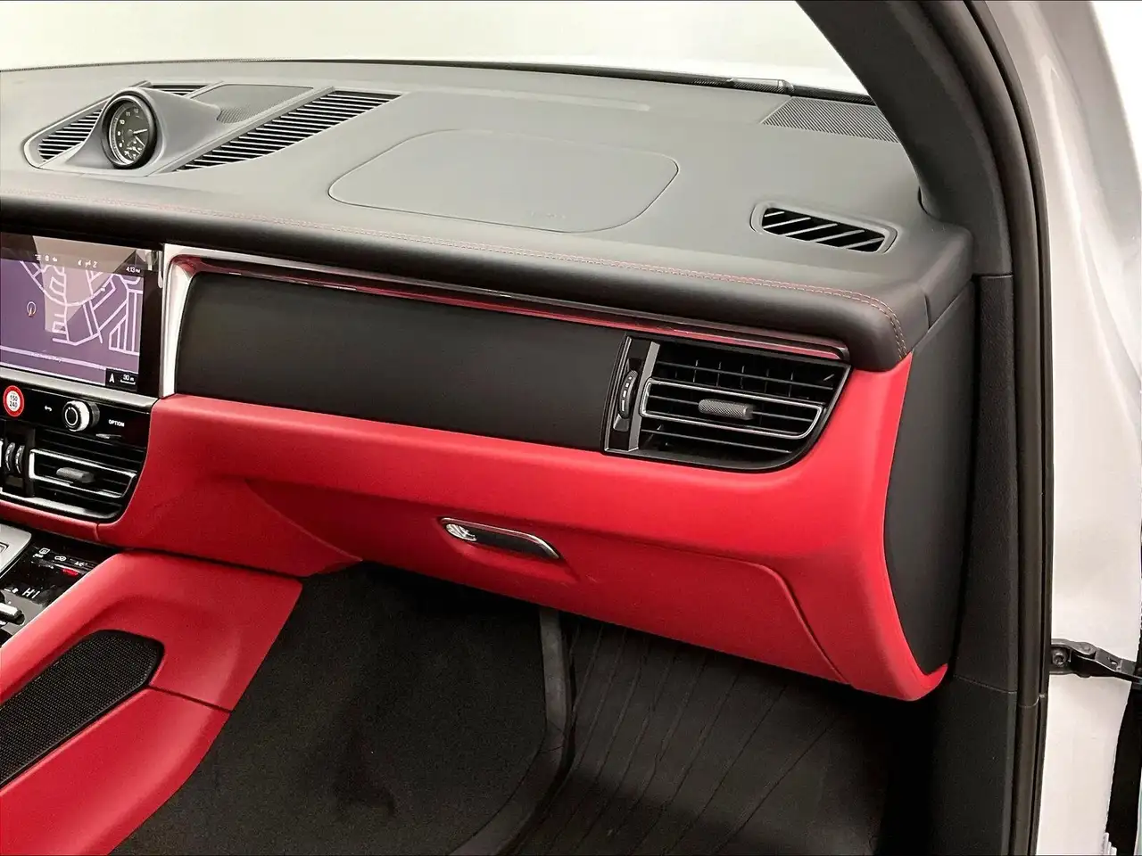 Porsche Macan снимка Porsche Macan