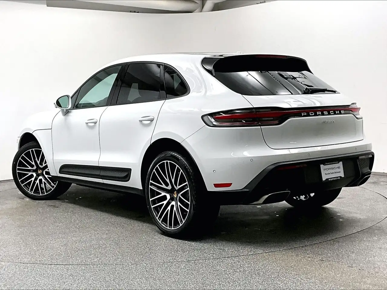 Porsche Macan снимка Porsche Macan