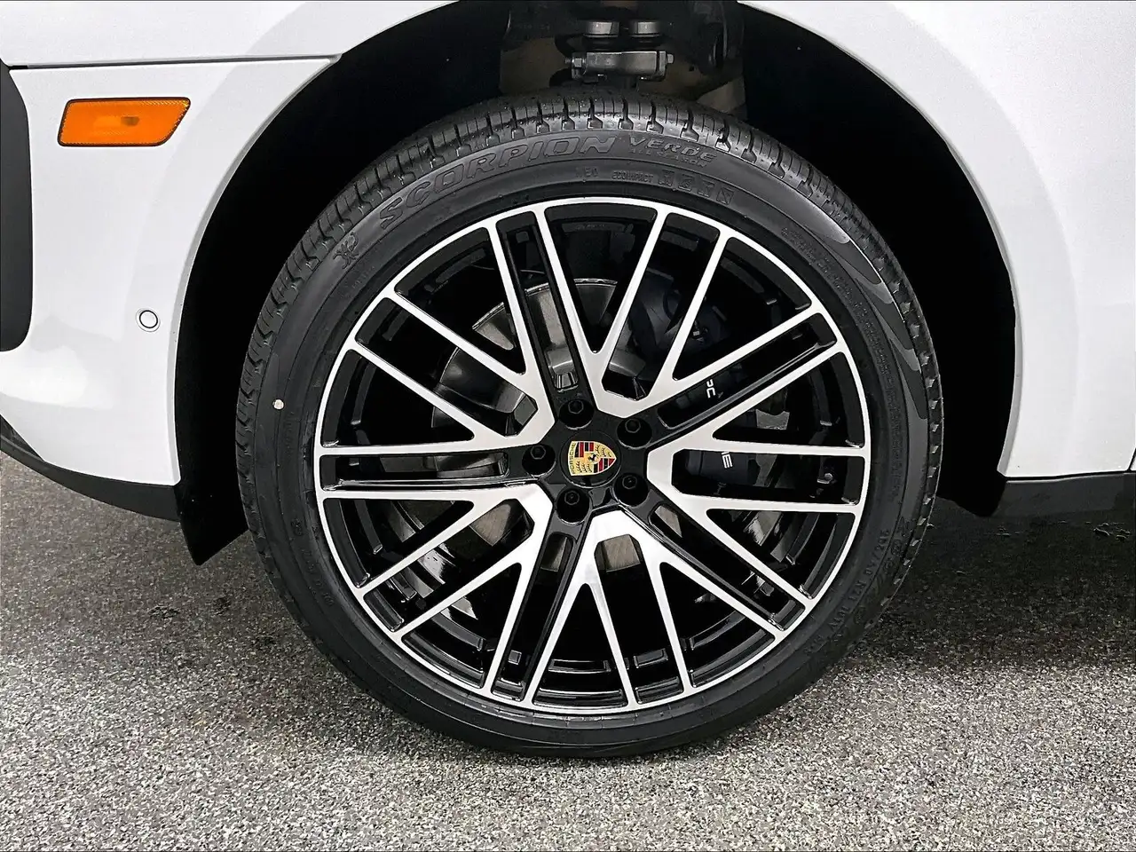 Porsche Macan снимка Porsche Macan