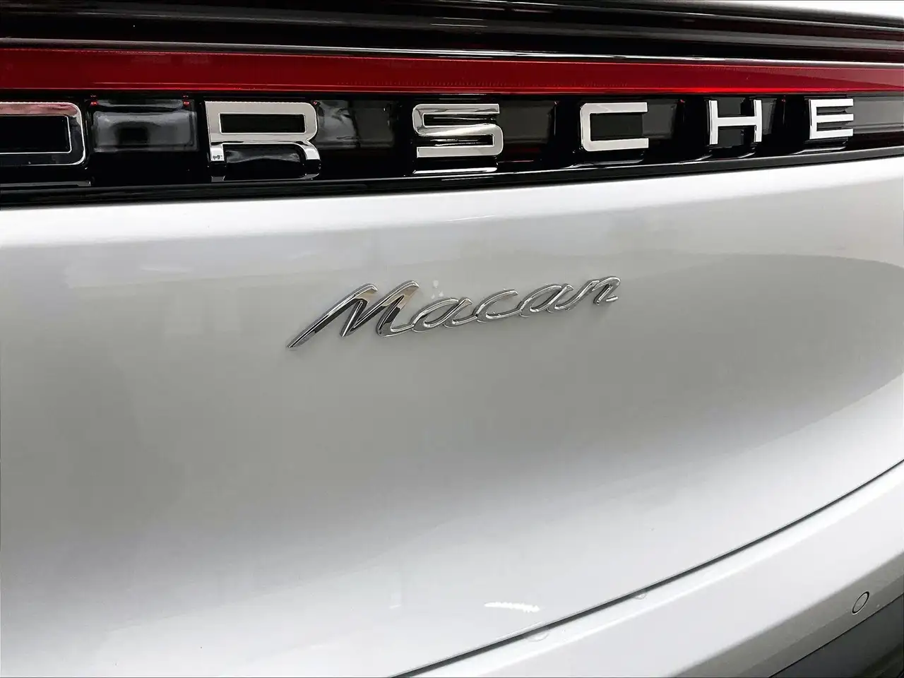 Porsche Macan снимка Porsche Macan