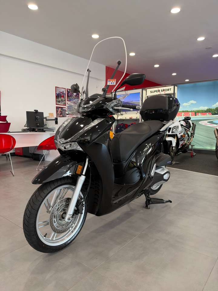 Honda SH 350i