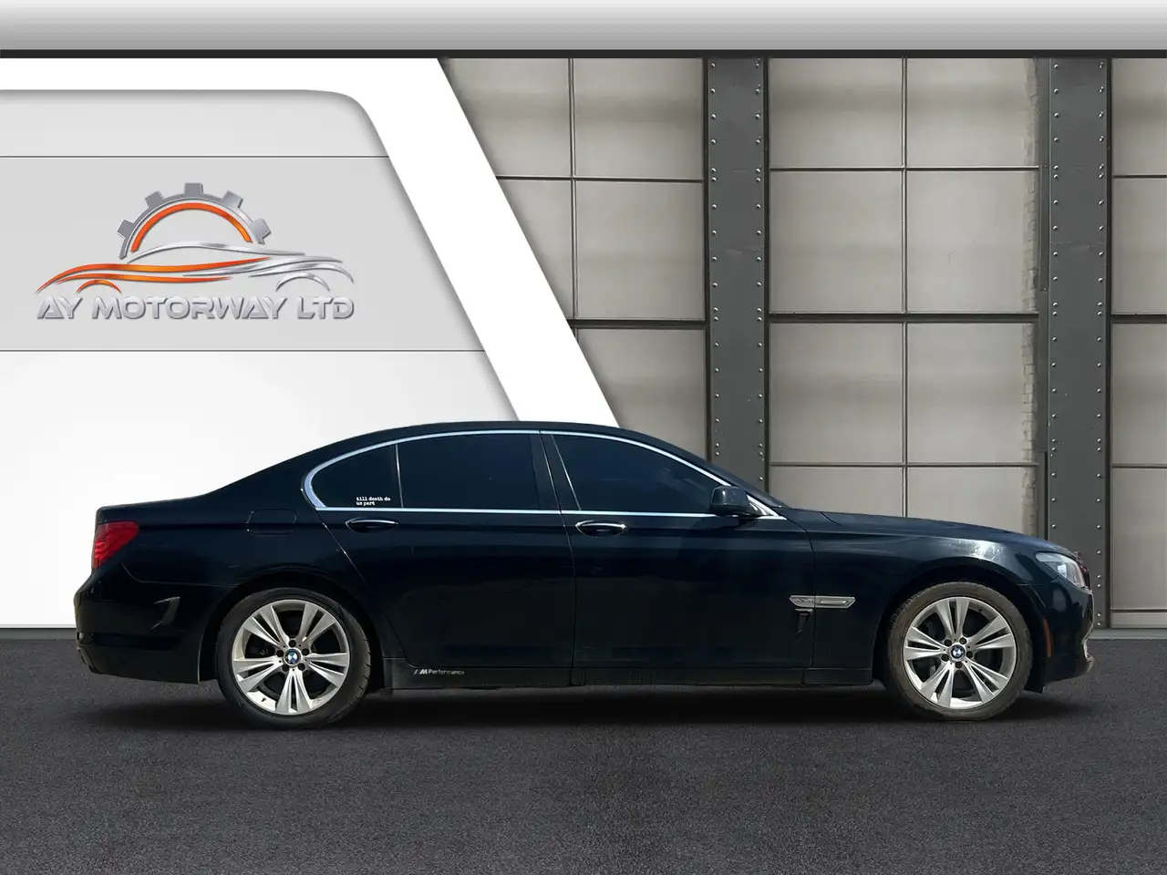 BMW 7 Series снимка BMW 7 Series
