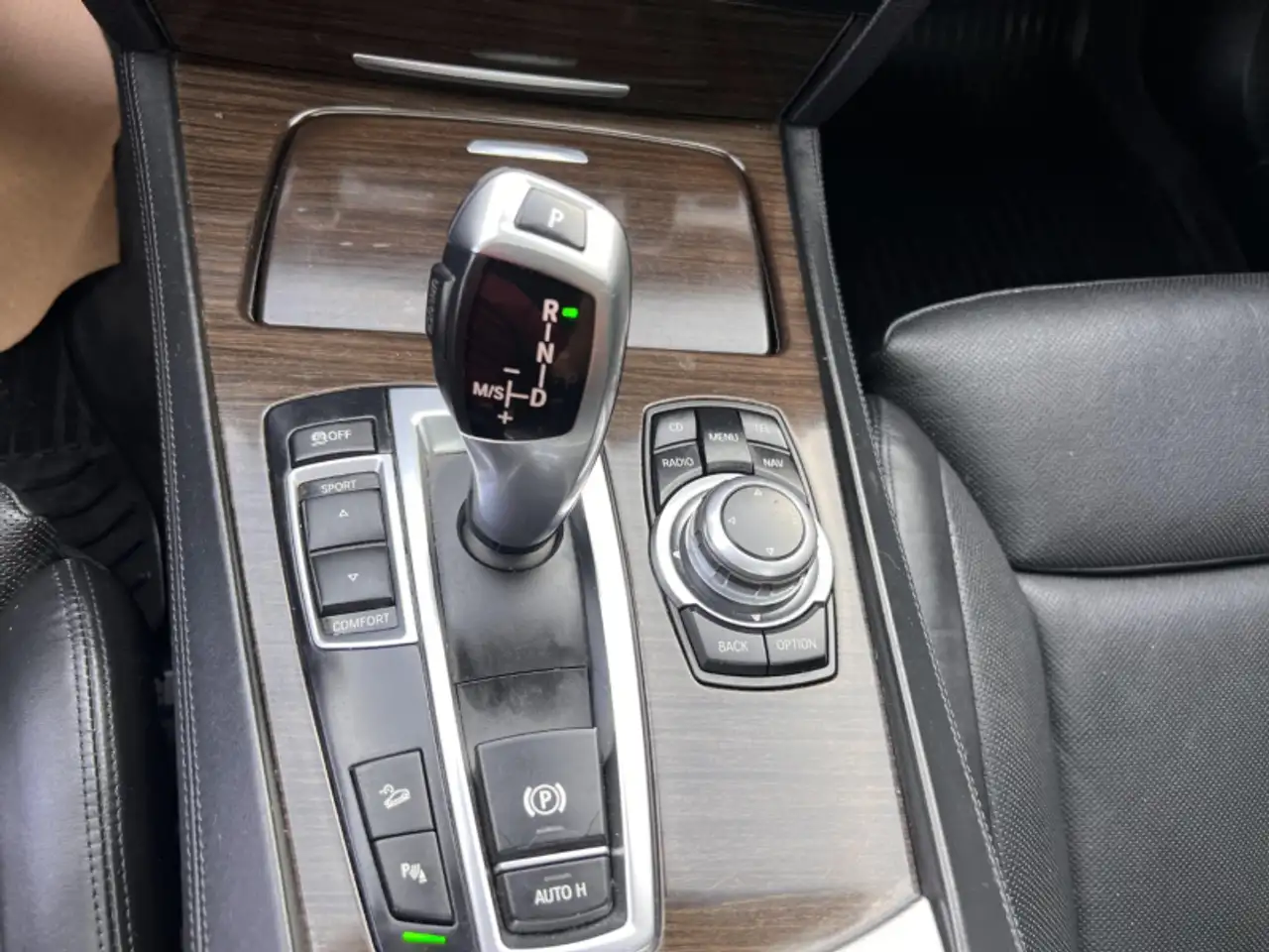 BMW 7 Series снимка BMW 7 Series