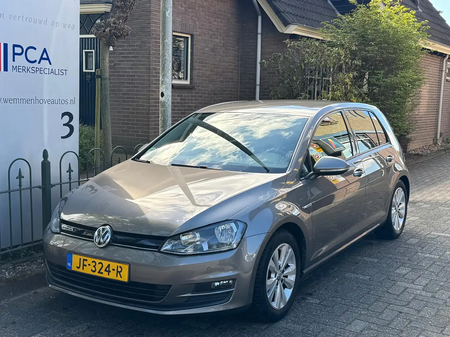 Volkswagen Golf 1.0 TSI Comfl.Connected Edition DSG Airco/Automaat Gris - 2