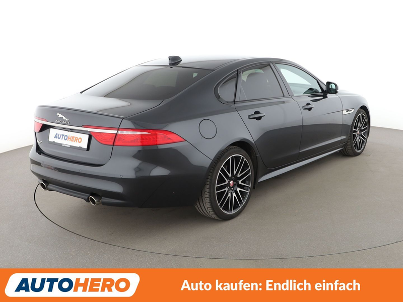 Jaguar XF 30d R-Sport Aut.*NAVI*HEAD-UP*LED*TEMPO*CAM*PDC* — photo 6