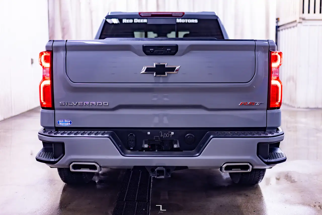 Chevrolet Silverado 1500 снимка Chevrolet Silverado 1500