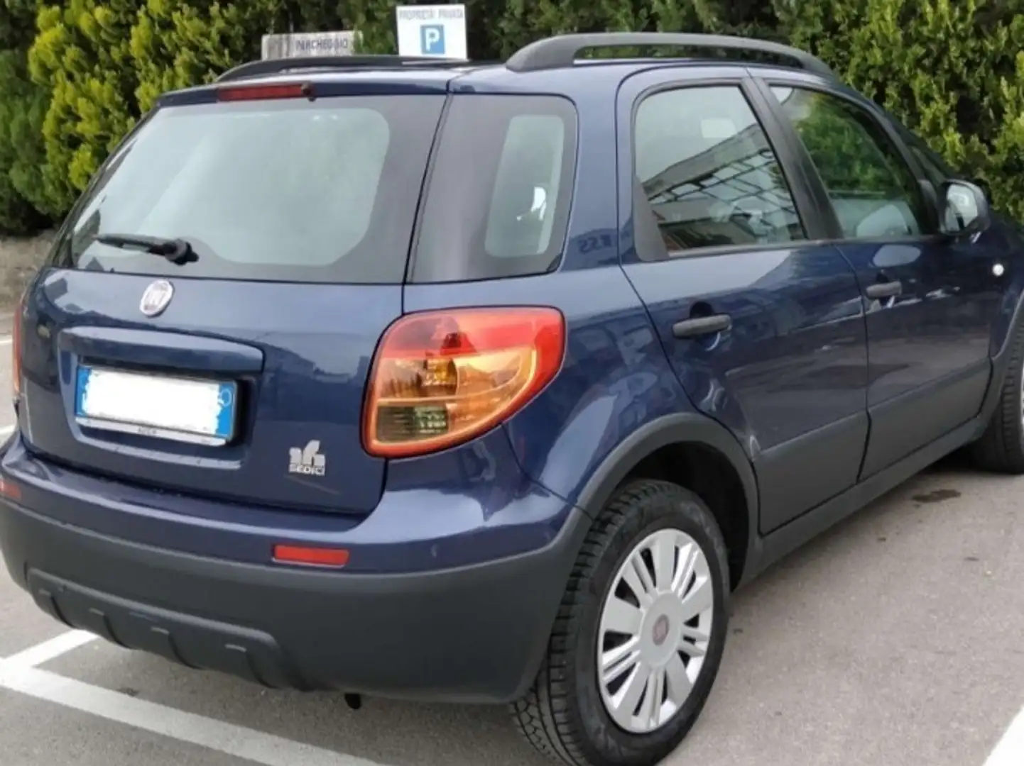 Fiat Sedici 1.6 16v Experience 4x4 107cv Kék - 2