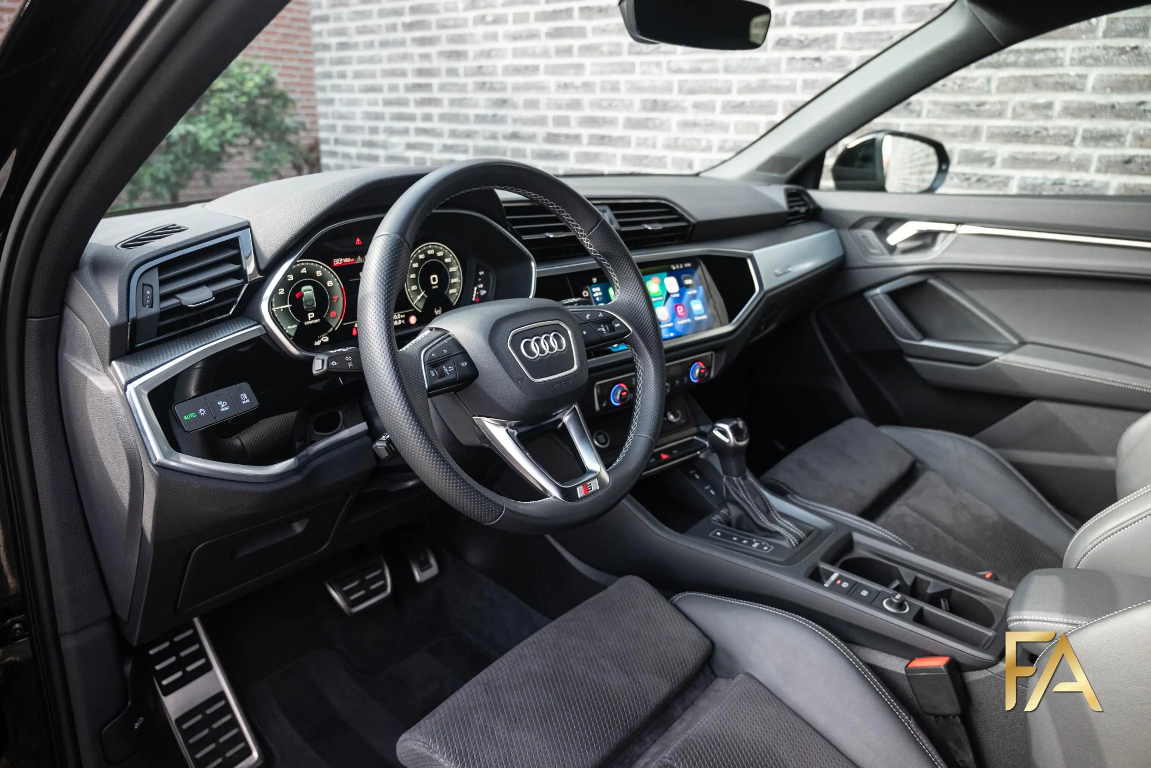 Audi Q3 Sportback 45 TFSI e S Line 20Inch|Fullblack|245PK — photo 6
