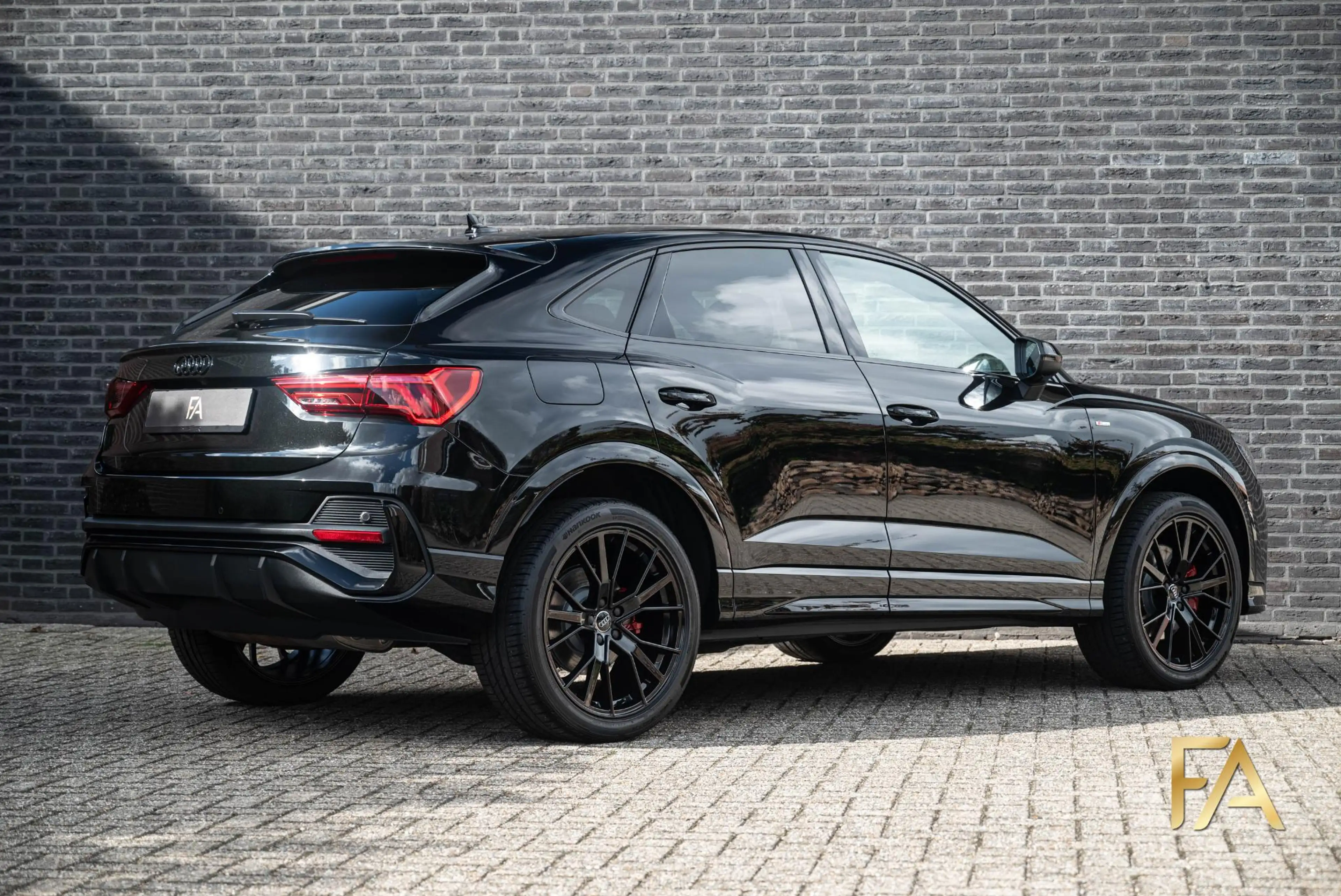 Audi Q3 Sportback 45 TFSI e S Line 20Inch|Fullblack|245PK — photo 10